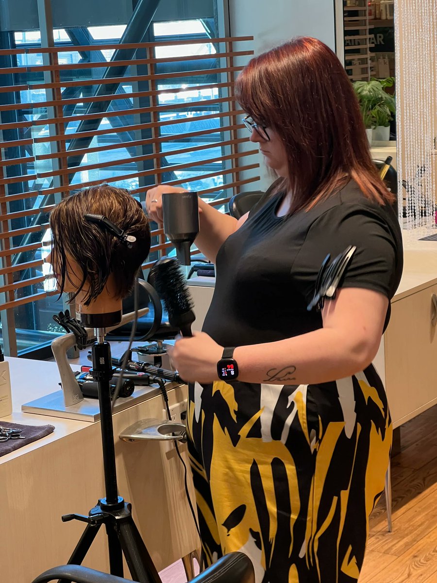 HeadlinesStyle's tweet image. Training day!

#learning #yeghair #yegsalon #albertastylist #albertahair #hairlove #yeg #yeghair #yeghairstylist #edmontonhair #edmontonhairstylist #yeglocal #manulifeplace #headlinessalonandspa