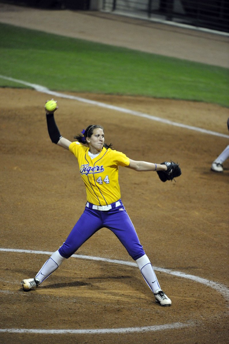 LSU Softball tweet media