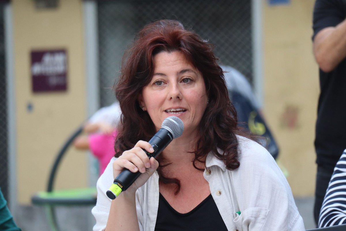 lidiaucher's tweet photo. Como candidata al senado, hoy he participado en el encuentro de feminismos de @sumar en #Errenteria.

Por unas vidas más vivibles, sea en las ciudades o en los pueblos, con la salud y los cuidados en el centro, sea en casa, en la escuela o en el trabajo. 💜➕💚

#Esporti #Zugatik https://t.co/N8F9PqJQtU