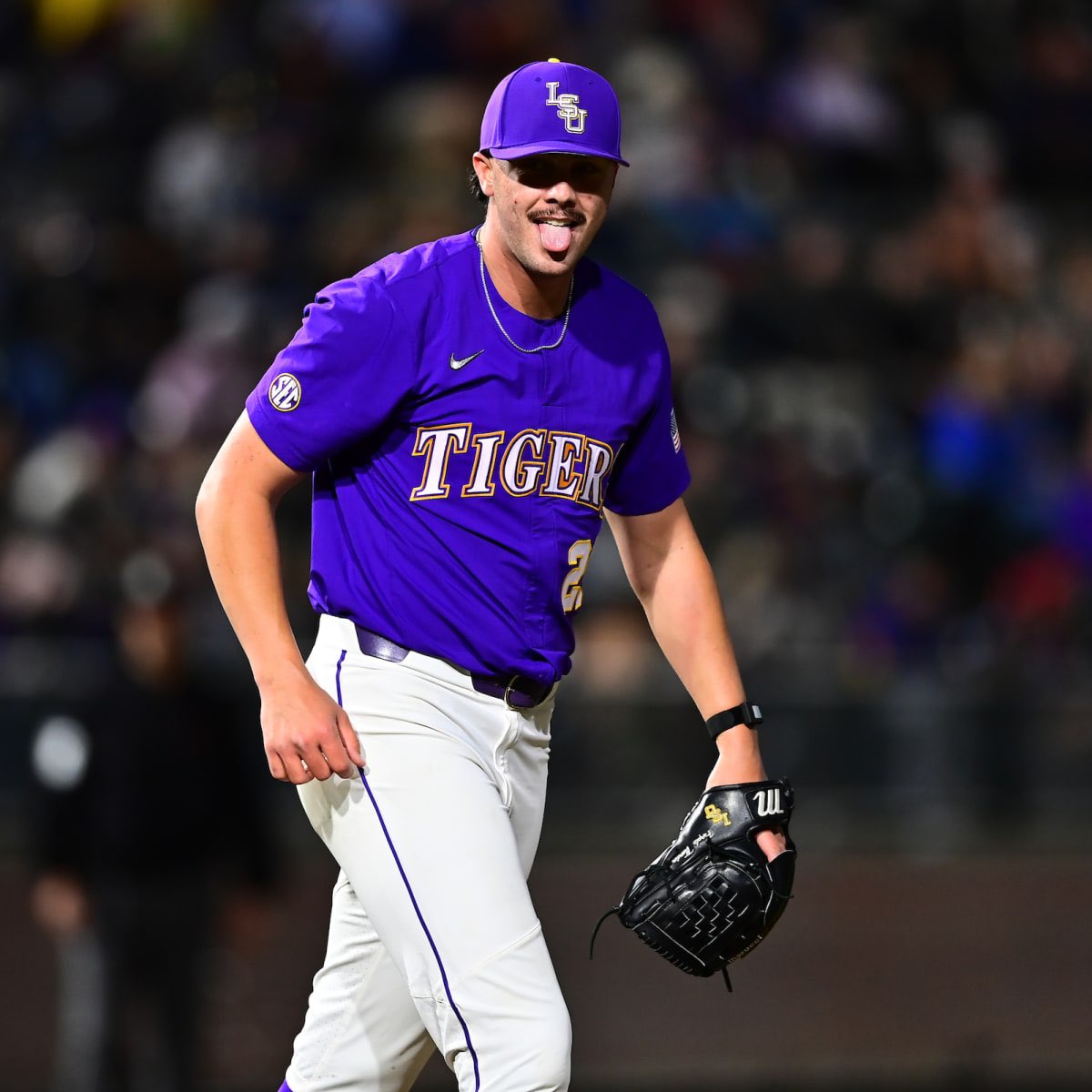 LSUBarstool's tweet photo. First team to ever go picks #1 and #2 in the MLB draft. Couldn’t think of two better players https://t.co/z7ljoHZmfv