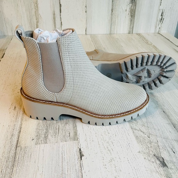 So good I had to share! Check out all the items I'm loving on <a href="/Poshmarkapp/">Poshmark</a> #poshmark #fashion #style #shopmycloset #burberry #howitzer #matisse: posh.mk/a90cPyl0iBb