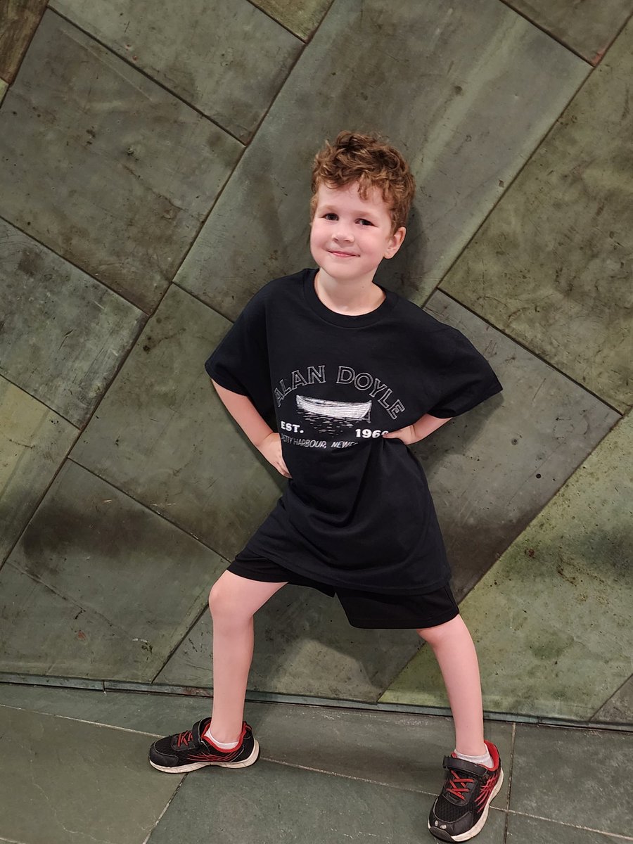 Casey's first concert! <a href="/alanthomasdoyle/">Alan Doyle</a> at <a href="/ottawabluesfest/">Ottawa Bluesfest</a> !!