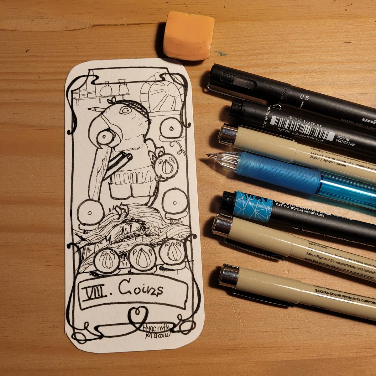 Parrottarot's tweet photo. Look at this charming young bird, working hard at his craft, nearing master level artistry. The 8 of coins is one that hints at nearing the goal resulting from a lot of hard work.
#parrottarot #parrots #macaws #tarotcards #tarot #hyacinthmacaw https://t.co/d3e3TJCGJY