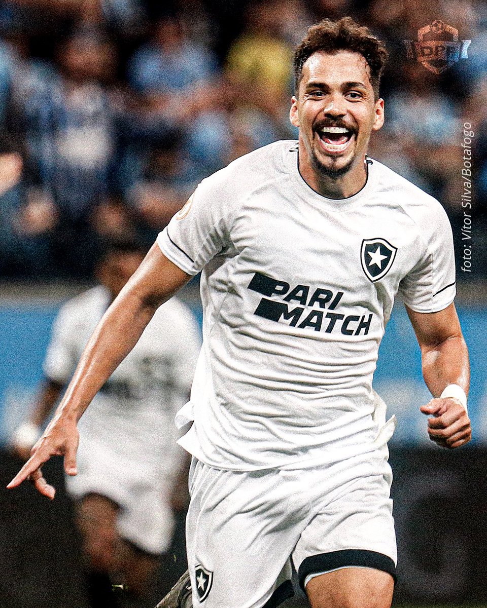 Uma campanha histórica até aqui. São 12 vitórias em 14 jogos no Brasileirão 🔥

Foi até Porto Alegre e venceu o vice-líder. Abre DEZ pontos de vantagem.

Era um Botafogo desacreditado. Passou a ser inalcançável. Que time!

Grêmio 0x2 Botafogo. Líder!