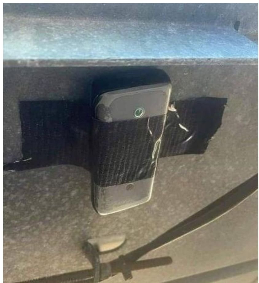 Reported in the Notts &amp; Derby section of VMCC page on Facebook, brought to our attention by <a href="/fastestfredy/">#mankini # fbpe #we were warned why/when cd rom</a>
This tracker was attached to a trailer carrying bikes from an event, others were found on trailers/vans carrying bikes. Always check before you leave a rally for one of these