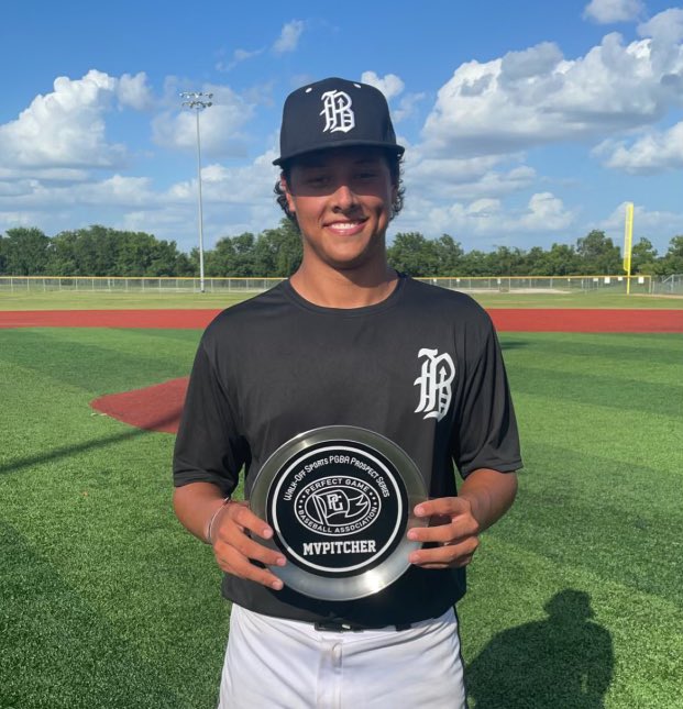 1836Roughriders's tweet photo. 🏆CHAMPIONS🏆
•
🔴⚪️PGBA World Series Powered by University of Houston🔴⚪️
•
FINAL: @BanditoBaseball - Allen (2) / @BanditoBaseball 2024 Houston (10)
•
Pitching MVP: Jacob Bacak (4 2/3IP, 1R)
•
Overall MVP: Jacob Macias (@JMac_2024) (3-3, 4RBI, 2B, 2 1B)
#PG #Prospectseries https://t.co/3naCTriHlV