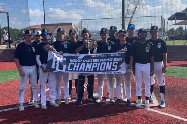 1836Roughriders's tweet photo. 🏆CHAMPIONS🏆
•
🔴⚪️PGBA World Series Powered by University of Houston🔴⚪️
•
FINAL: @BanditoBaseball - Allen (2) / @BanditoBaseball 2024 Houston (10)
•
Pitching MVP: Jacob Bacak (4 2/3IP, 1R)
•
Overall MVP: Jacob Macias (@JMac_2024) (3-3, 4RBI, 2B, 2 1B)
#PG #Prospectseries https://t.co/3naCTriHlV