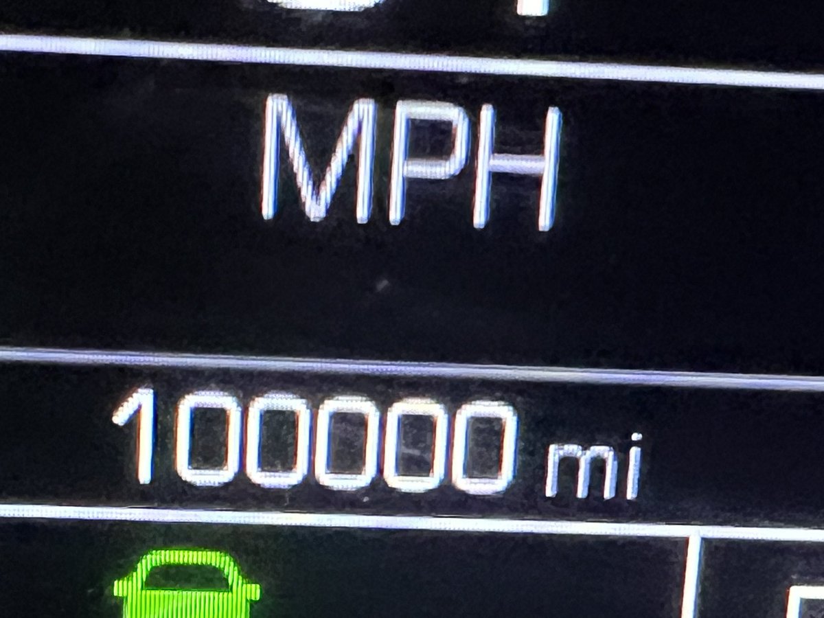 bretra88's tweet image. Next stop 200k. @GMC @GM #GMCCanyon #2017GMCCanyon