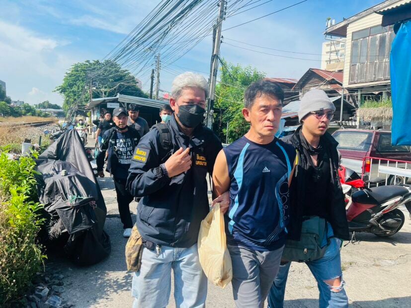 ruffleseed's tweet photo. 60 year Sonthichai Yusuparp impersonated as a transgender modeling agent confessed to raping more than 100 women in Bangkok.

He was released from prison just May last year, before returning to sexually preying and assauting young women in the urban poor region of Dusit. https://t.co/52FE66Ewyz