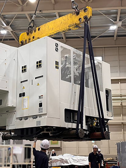 Nakamuratomen's tweet photo. Gute Reise‼️
A machine departed for EMO HANNOVER🚢
Other machines are also getting ready for the fair surely and steadily.
We cannot wait to see them again at the venue.
#EMOshow #EMO_Hannover
#cnc #cncmachine #multitasking #machine #machinetools #nakamura #nakamuratome https://t.co/dvcqvUHqv9