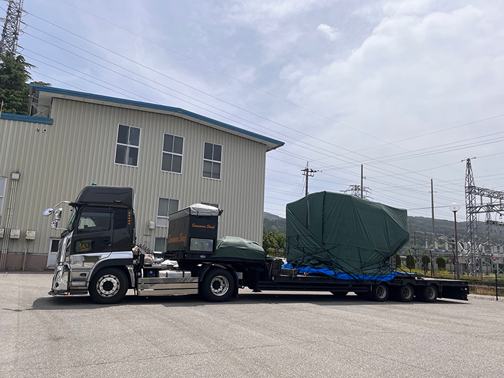 Nakamuratomen's tweet photo. Gute Reise‼️
A machine departed for EMO HANNOVER🚢
Other machines are also getting ready for the fair surely and steadily.
We cannot wait to see them again at the venue.
#EMOshow #EMO_Hannover
#cnc #cncmachine #multitasking #machine #machinetools #nakamura #nakamuratome https://t.co/dvcqvUHqv9