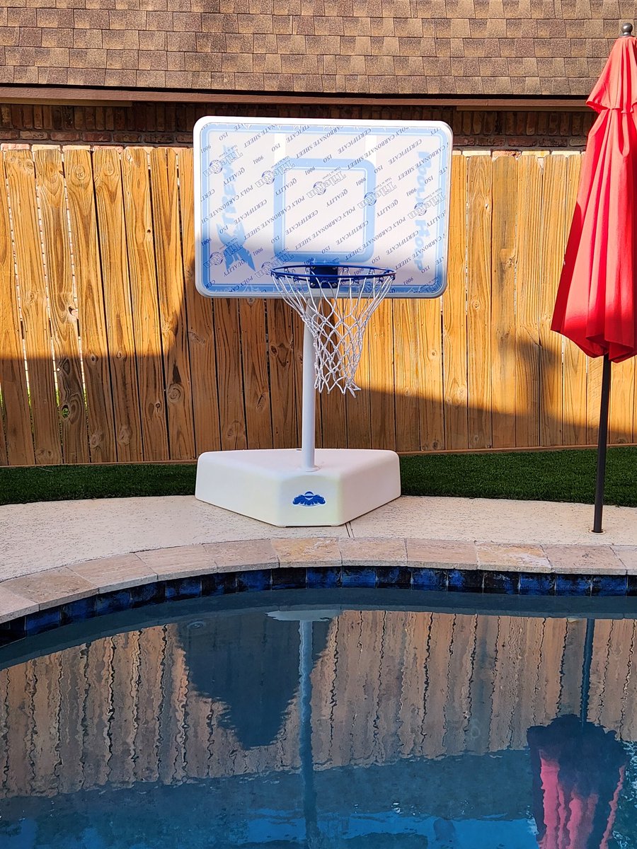 Ang_USL's tweet image. I told the wife, &quot;NOW the backyard is complete!&quot; 😎 🏀
#backyardprojects #summerfun