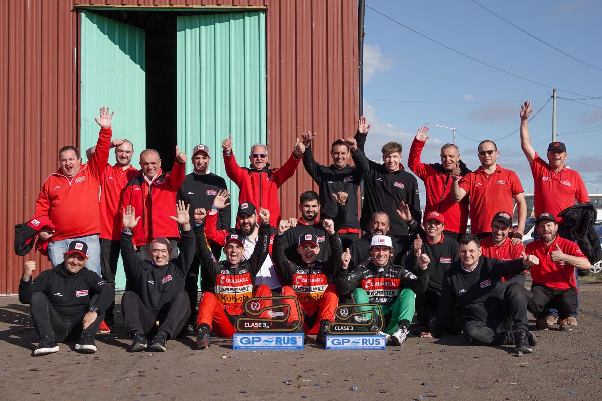 ¡La alegría es total! Puestos 2, 3 y 4 en la final del TN en Concepción. 

¡Gracias equipo, sponsors, familiares y amigos!
.
.
.
#TNenConcepción