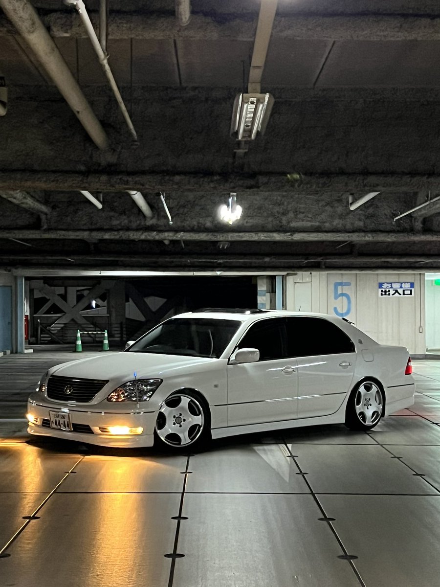 toshi_8604's tweet image. #セルシオ30後期 #3uz #V8 #4300cc #寒冷地仕様 #celsior #toyota #vip