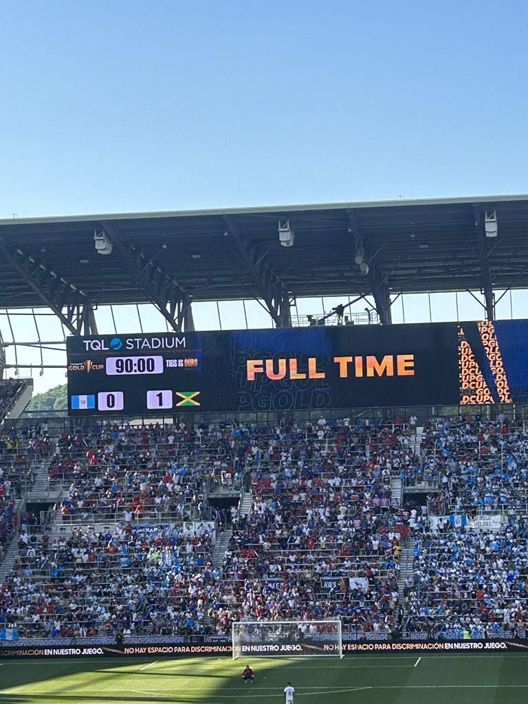 SHSQuinones's tweet photo. A fantastic night in Cincinnati fir the concacaf quart finals . Congratulations to Jamaica.Good luck USA https://t.co/fbWxpJ5zTR