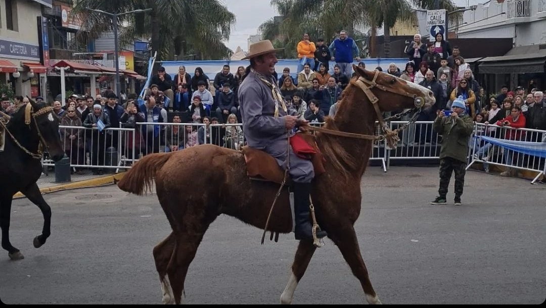 jovenescjoaquin's tweet photo. ¡FELIZ DÍA DE LA INDEPENDENCIA!

No dejemos morir nuestras tradiciones 🇦🇷 https://t.co/2iNwR6AwY5