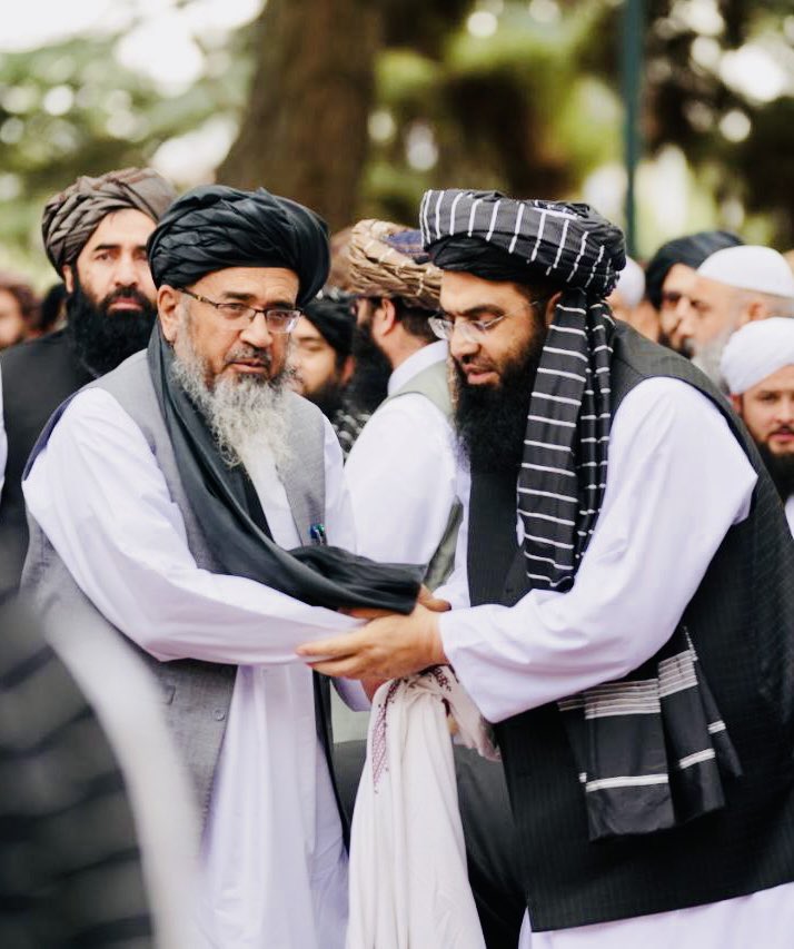 نوی ریس الوزرا له کارونو څخه څومره راضی یاست 
۱۰۰
۸۰
۶۰
۴۰
۲۰