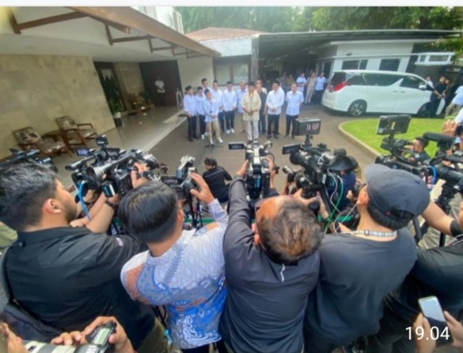Silaturahmi jalan kami 

<a href="/DPP_PKB/">DPP PKB</a> <a href="/cakimiNOW/">A Muhaimin Iskandar</a> <a href="/EmHasanuddin/">M Hasanuddin Wahid</a> <a href="/Gerindra/">Partai Gerindra</a> <a href="/prabowo/">Prabowo Subianto</a> <a href="/SyaifulHooda/">Syaiful Huda</a> <a href="/hanifdhakiri/">MHD</a> <a href="/masbams70/">Bambang Susanto</a> <a href="/Bambangelf/">bambang elf</a> <a href="/Brigade01Arwan1/">Muh Arwani</a> 

#GusIminKunciPilpres
#MuhaiminIskandar 
#PartaiKebangkitanBangsa