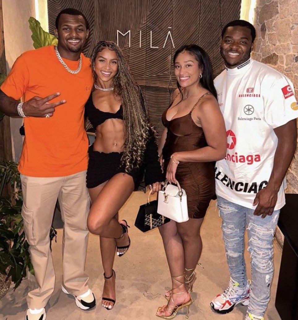 SteelYinzer on Twitter "While Deshaun Watson is hopping from vacation in Paris to vacation in