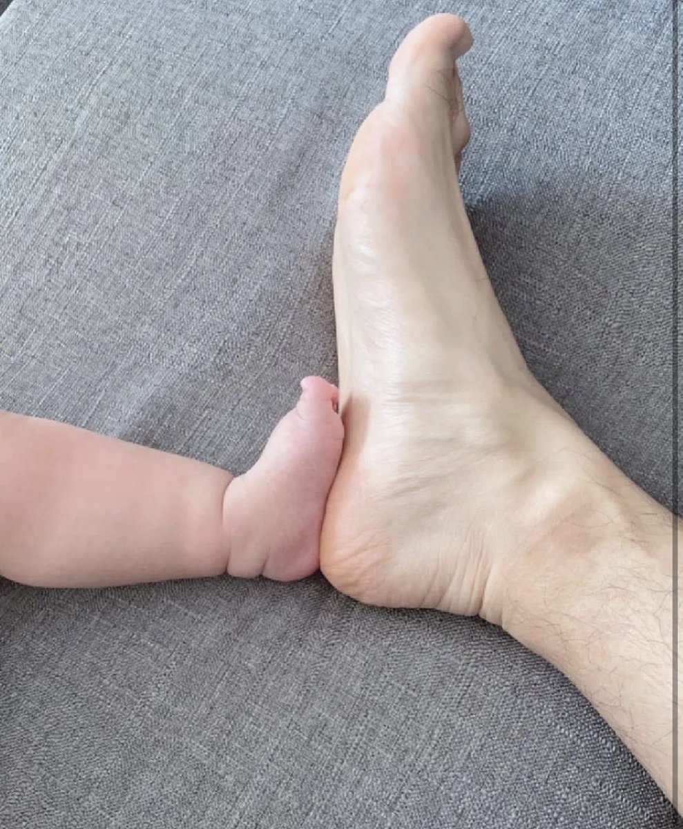 El pie de mi novia …..