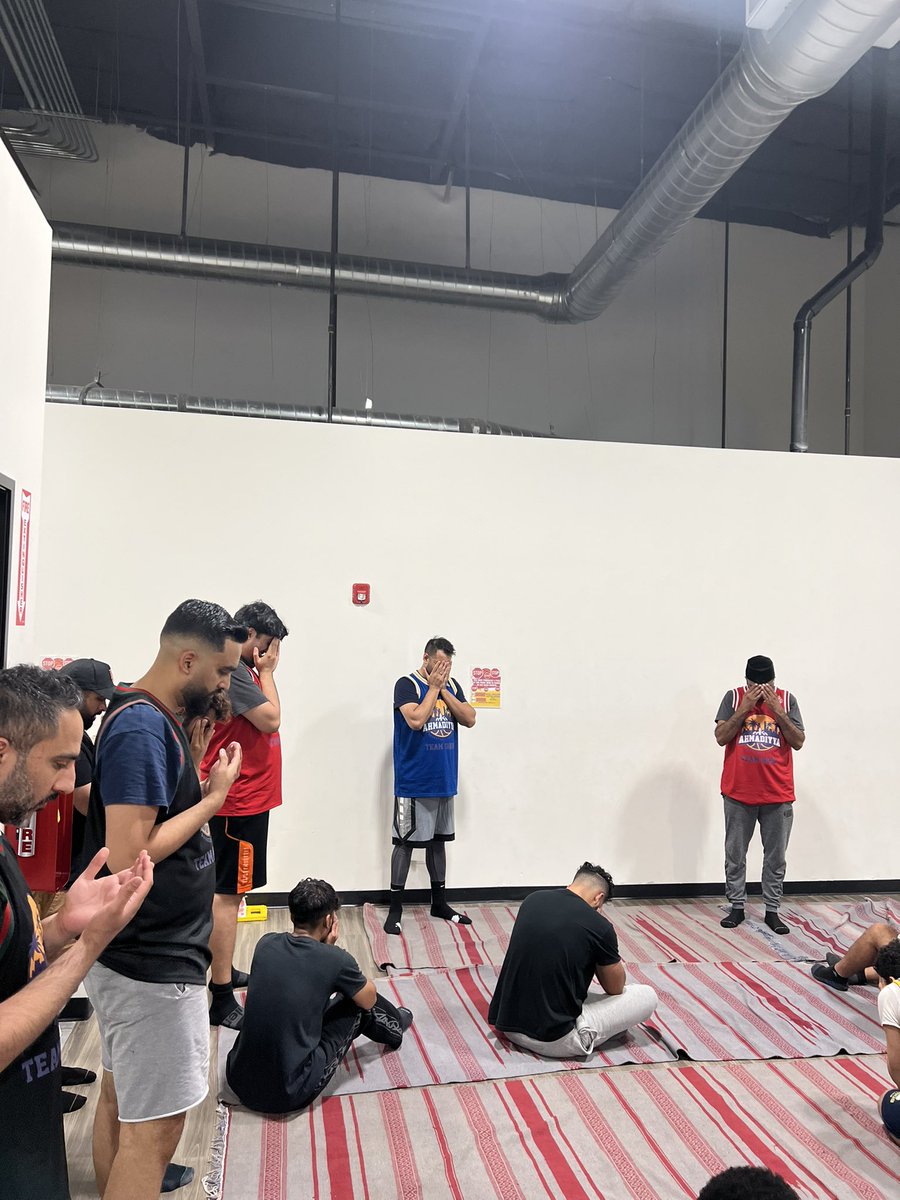 MKA__LA's tweet photo. Season 2 of ABL LAX has officially launched ⭐️ 🏀 .. Nearly 50 combined players spread across 5 teams + Prayer and Dars! https://t.co/bEuzlbrgBt