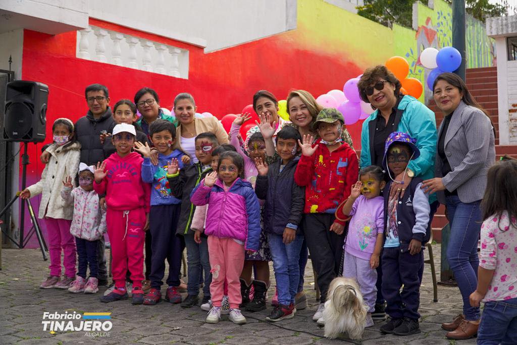 gadlatacunga's tweet photo. #MULTIMIND VACACIONAL!

Con los rostros llenos de alegría e ilusión llegaron alrededor de 50 niños a la inauguración del vacacional, en la parroquia San Sebastián, organizado por el Municipio y la Universidad Técnica de Cotopaxi.

#FabricioTinajeroAlcalde
#Latacunga
#vacacional https://t.co/rA2JMFa8PH