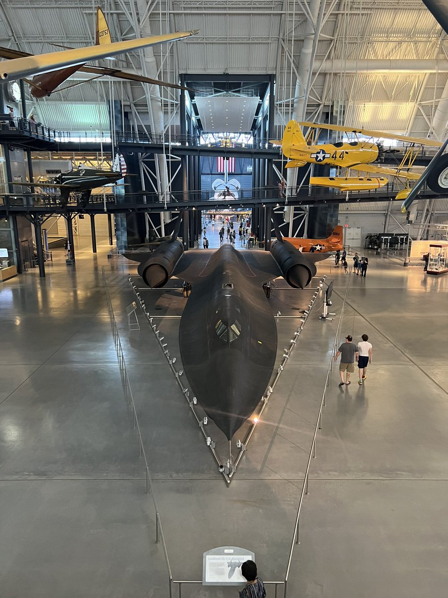2 weeks ago I visited Space Shuttle Discovery and 1 of the 20 remaining SR-71 Blackbirds in the National Air and Space Museum Steven F. Udvar-Hazy Center #space #aerospace #inspired24 #I24