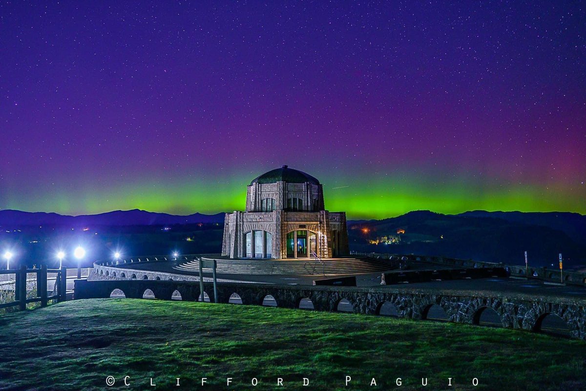 Did i hear this right? 
We will have a Solar Storm?
#portland #oregon #SolarFlare #Solarstorm #nothernlights #Aurora