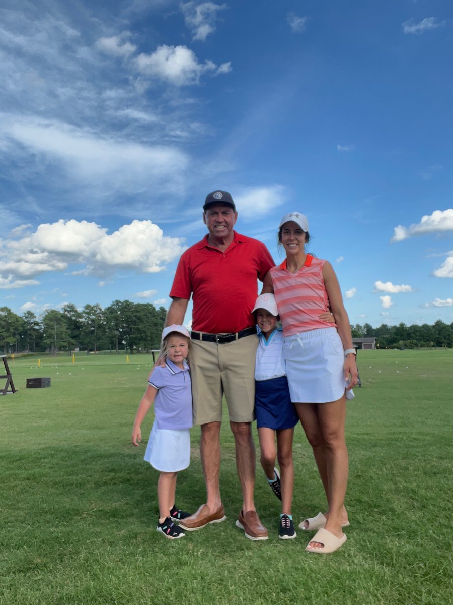 bbeverland1's tweet photo. @crismiller12 Golf with my daughter and two granddaughters today https://t.co/DXbX63QOxG