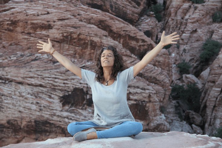 Selfistry's tweet photo. Calling all curious souls! Dive into my latest blog post and explore the thin veil between worlds; you can find it here https://t.co/NjzeV7wSIW. Let's uncover the mysteries together! 💕#Selfistry#SelfDiscovery#SelfCare#Transformation#Meditation#Mindfulness https://t.co/D3pgb3qmWQ