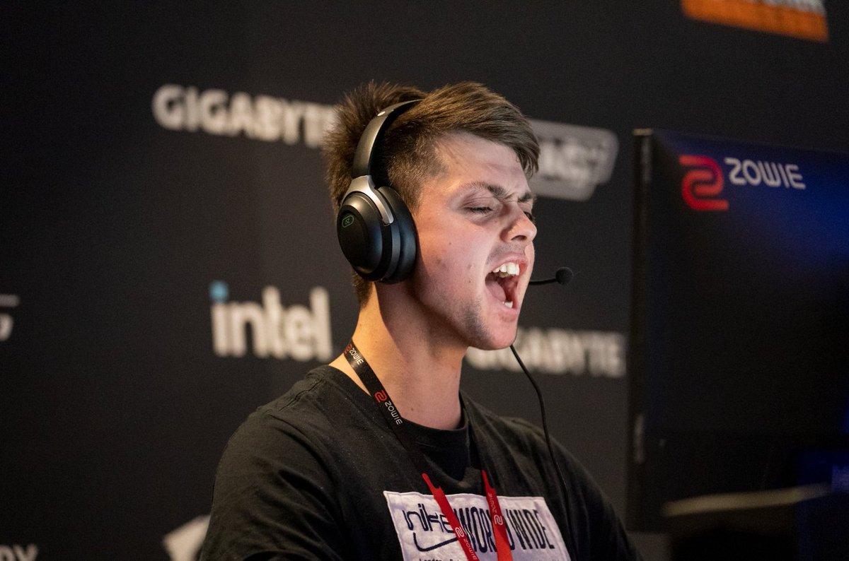 acezoneio's tweet image. Great times at @BrisVegasLAN !! These guys know good audio!
Photo credit: @MordredXYZ