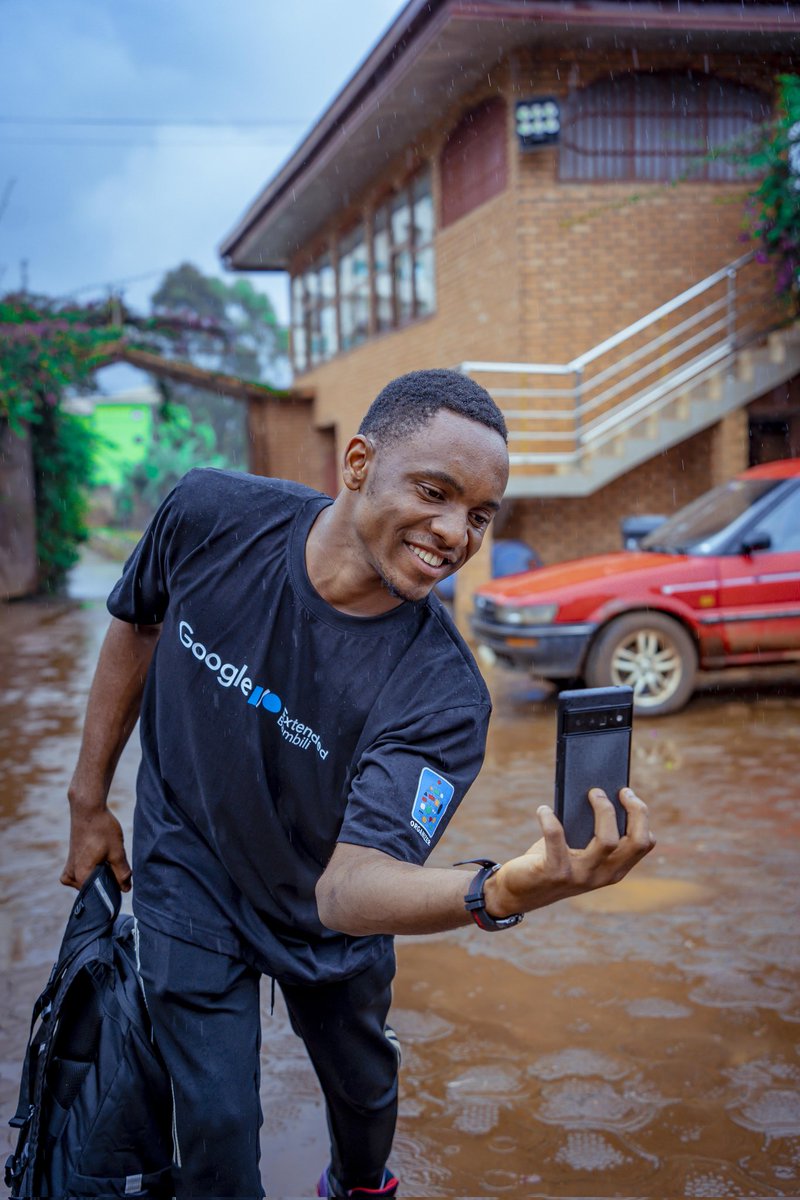 gdg_bambili's tweet photo. Someone found #joy at the event. He was definitely the man of the day.

Give the accolades he deserves to @yokwejuste. 

#GoogleIOExtendedBambili #GoolgeIOExtended #GoogleIO #GDGBambili #GDSCUBa https://t.co/koNs3czT0Z