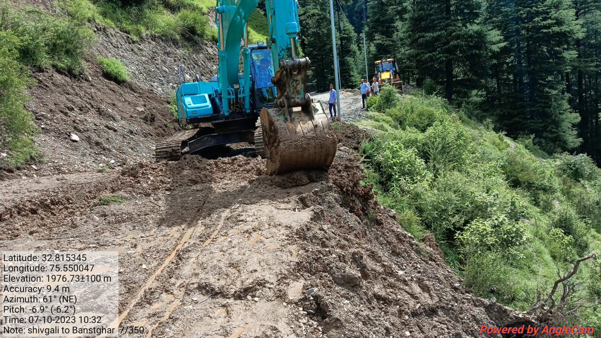 dioudhampur's tweet photo. #RoadRestoration
#StaySafeStayAlert
Restoration work is going on Shivgali to Basantgarh Road.
Men & Machinery on job.
#InconvenienceRegretted.
For more updates contact EOC :- 01992-272727 & 272728
@diprjk
@Divcomjammu
@udhadm
@justcsachin
@ddnews_jammu
@Paramde18251306 https://t.co/FZqd9ywlcQ