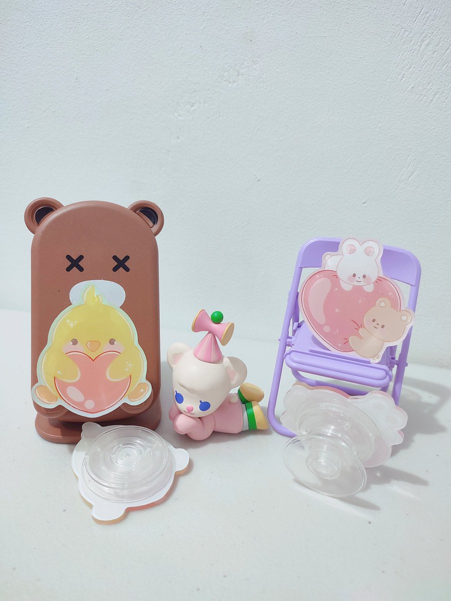new keychains &amp; phone grips yaay 💓
I made a reel of these, pls watch it on my IG hehe 😘🫶🏻