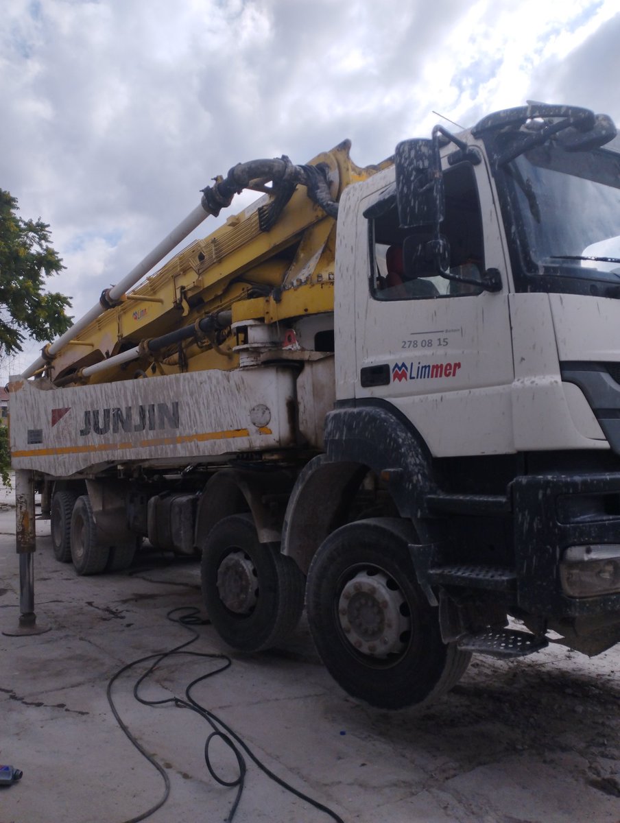 Makinemi ne hâle getirmişler 😞😞 .. bu arada görmüş olduğunuz bu makine Atatürk düşmanlarının götüne girsin