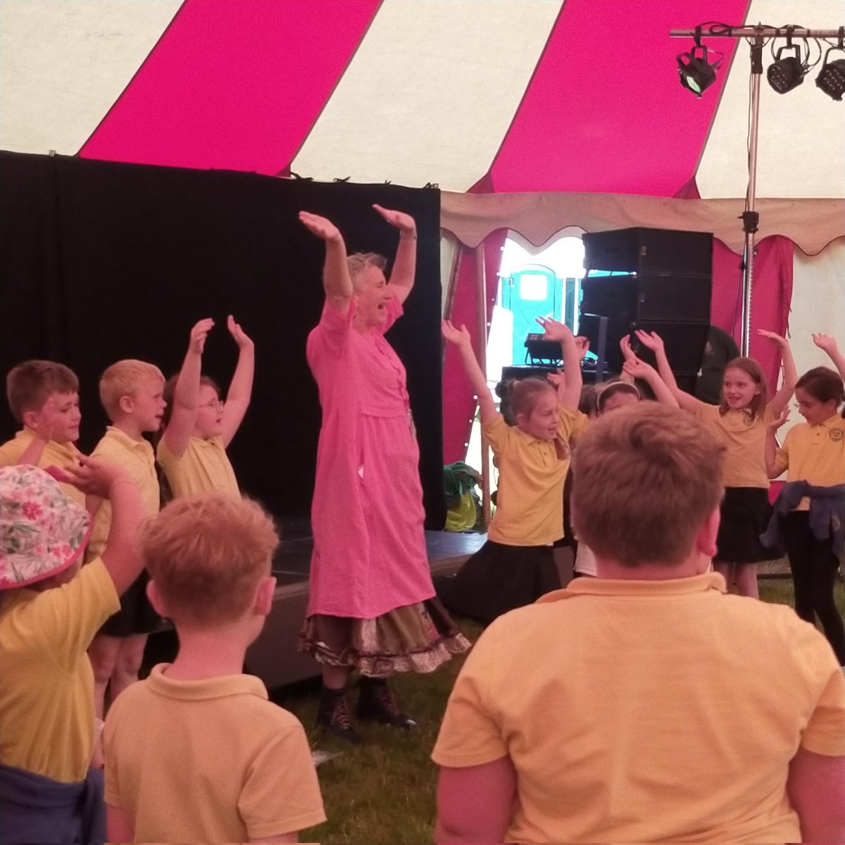 Llandeilo Primary tweet media