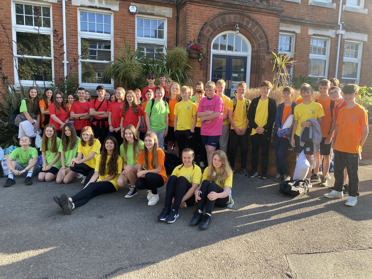 And we’re off, next stop North Devon! ETA 1:30pm 🏄🏻‍♂️