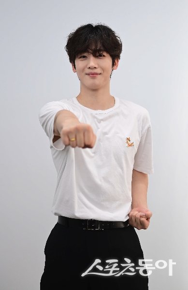 [NEWS] ‘챌린지 홍보대사’로 발탁된 그룹 위아이 멤버 김요한 [2023 플레이 태권도 챌린지]

naver.me/5MCEUwHe 

#위아이 #WEi
#김요한 #KIMYOHAN
#Eternally #질주 #OVERDRIVE