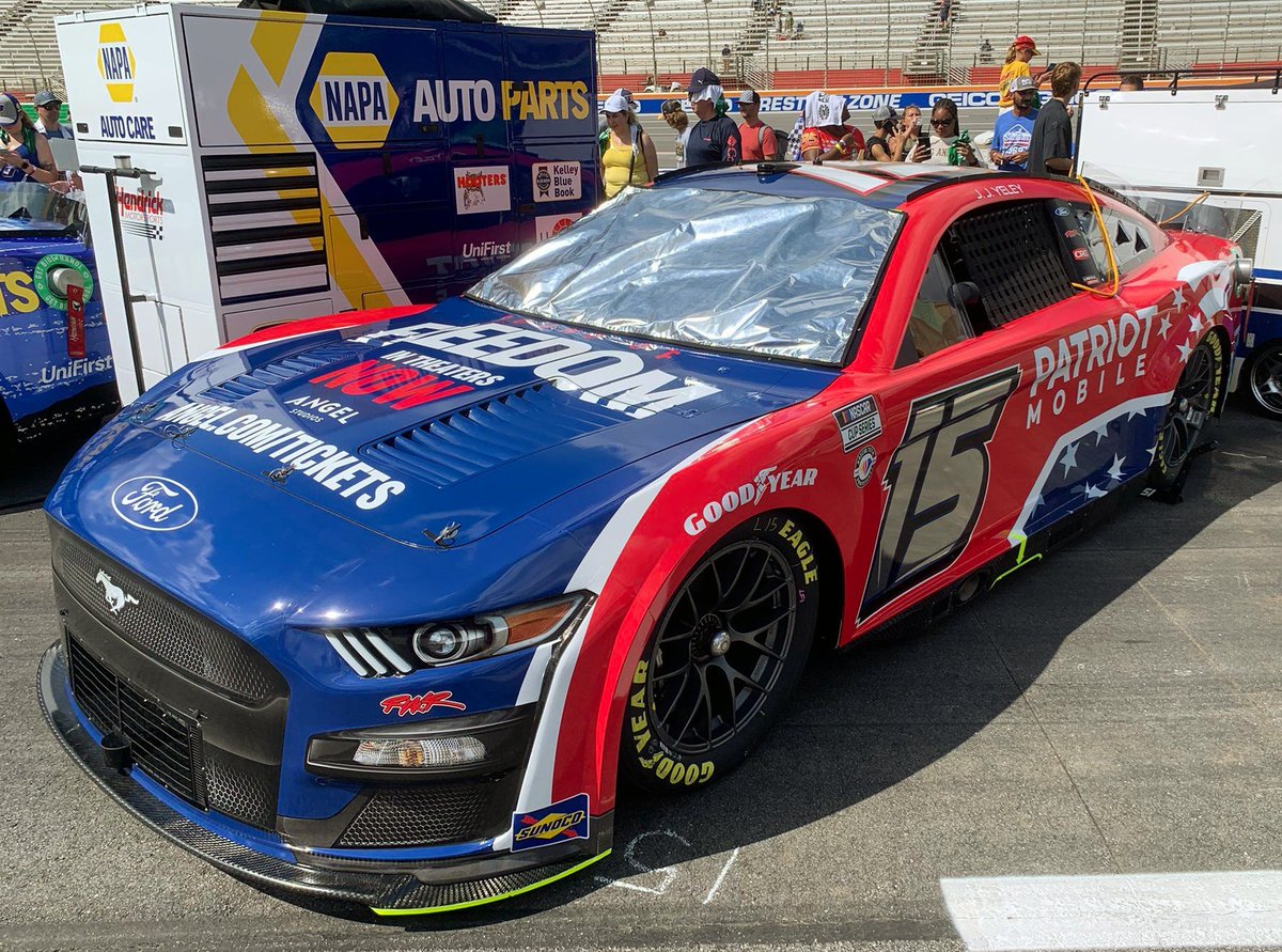 teams_low's tweet image. Congratulations to the top performers from this weekends @NASCAR_Xfinity &amp;amp; @NASCAR Cup Series races from @ATLMotorSpdwy. #LTMS #nas

Cup Series
P.4 - @Mc_Driver &amp;amp; P.7 - @jjyeley1

Xfinity Series
P.7 - @KyleSieg39 &amp;amp; P.9 - @Josh6williams 

@TAEVisionCEO @SBusinessWeekly