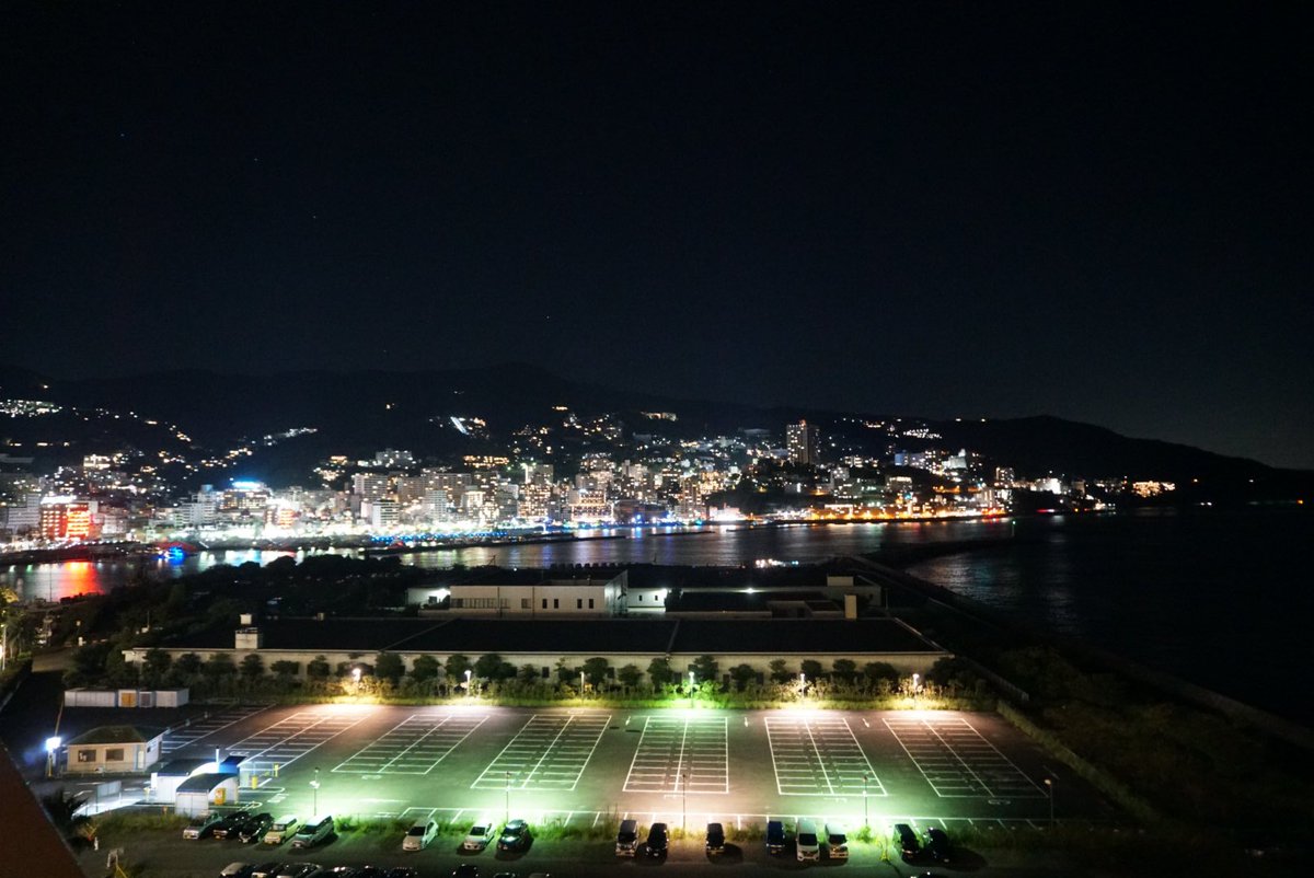 pigeontrip's tweet photo. Morning and night view of Atami!! https://t.co/pN5GPHT8mv