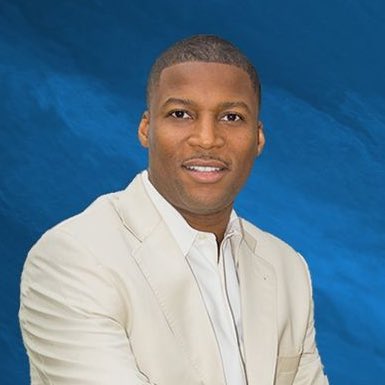 mpagenparey's tweet photo. This man right here Bishop Gregory Toussaint led a March that happened in 50 states and 68 countries to help end gang violence in Haiti. Without him this March would’ve never happened and I applaud him and his team that allowed this March to happen. Thank you https://t.co/VjnH1bSQHa