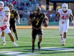 AGTG blessed to receive an offer from mizzou!!!🙏🏾🙏🏾 @oakridgefb @tcobb52 #gotiger @CoachLoop