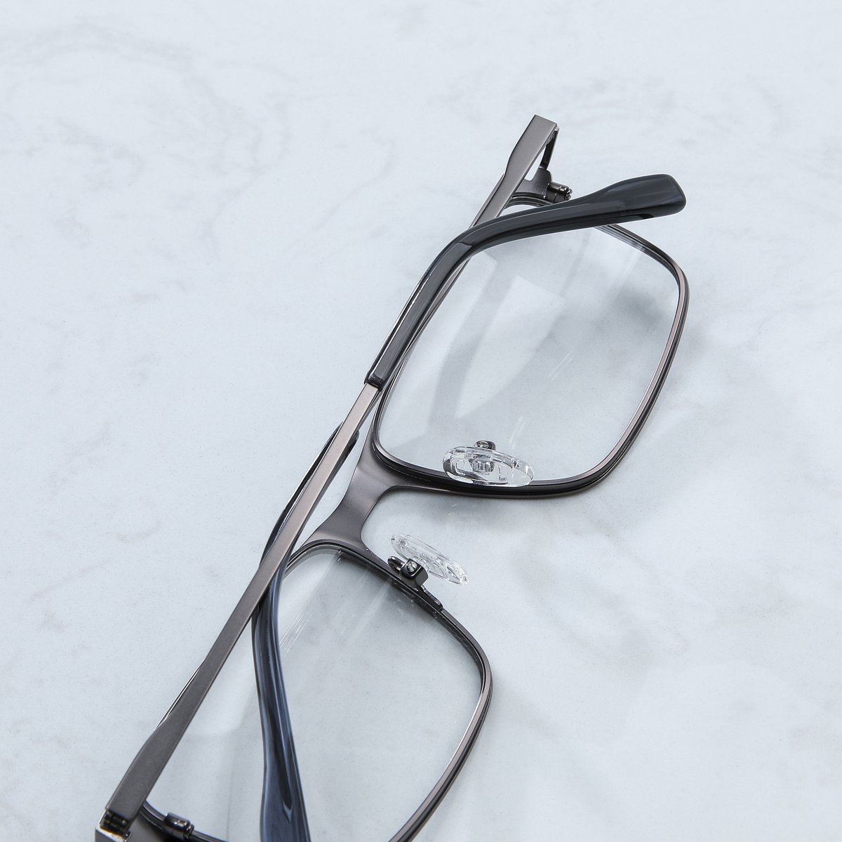 StiloOptical's tweet photo. HD220311
Open endpiece design
#eyeglasses #eyewear #eyeweardesign #eyeglassesframes #lunettes #fashion #fashiondesign #newstyles #optical #opticalsupplier #eyewearsupplier #customized #customglass #customizedeyewear #metalglasses #metalopticalframe #metalopticalframes https://t.co/0wMa7DVt91