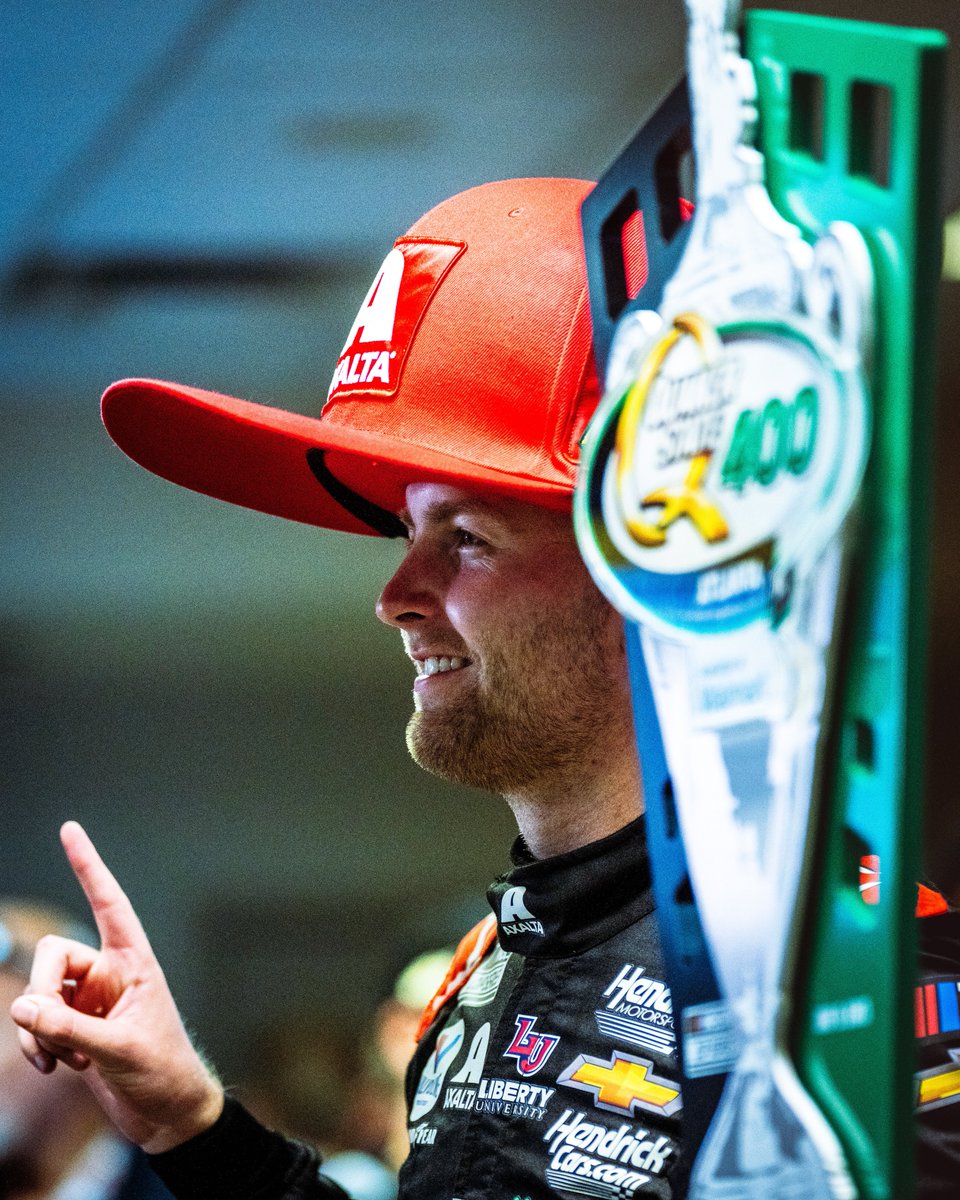 The hat is back.