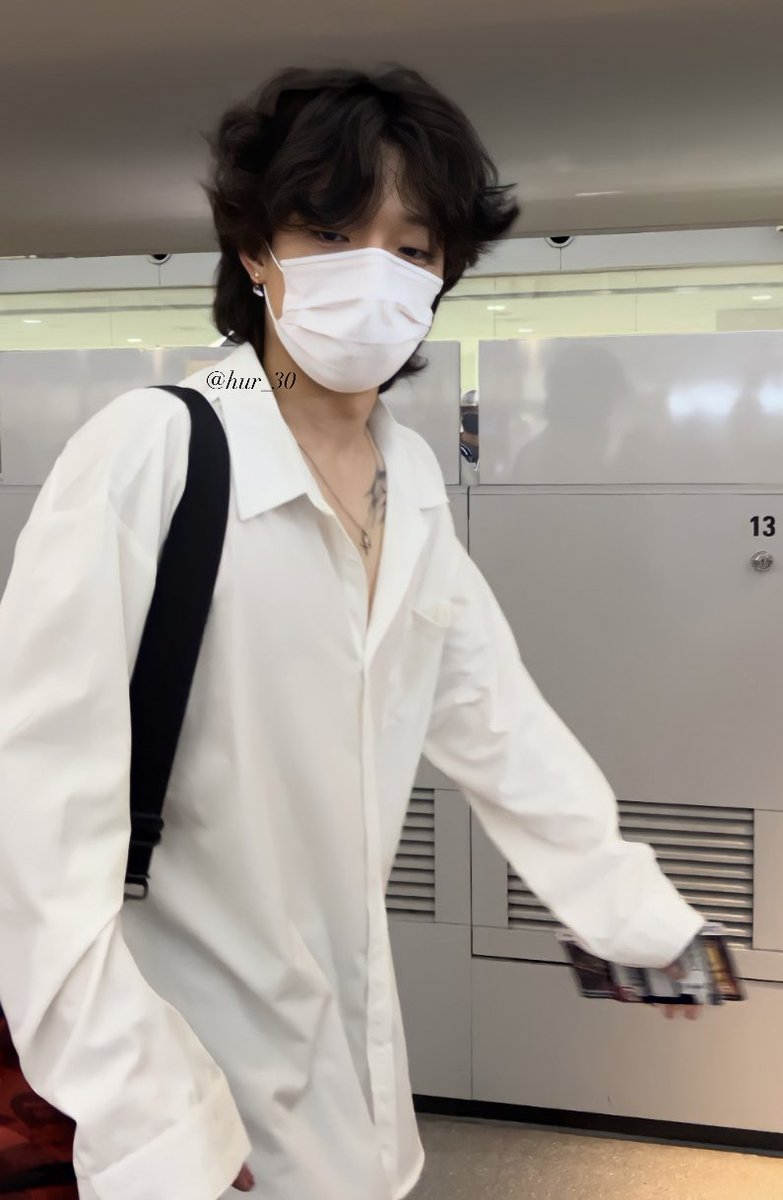 hur_30's tweet photo. 230710 KIX 출국

미쳐버려!!! 으아아 오늘도 지워니 넘 이뻐!!!!!🥹

#iKON #아이콘 #김지원 #BOBBY #바비 #バビ
@bobbyranika https://t.co/ryXJRvfC0d