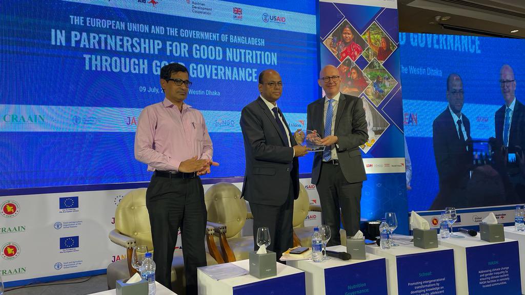 CWhiteleyEU's tweet photo. An excellent event yesterday which showcased wide-ranging progress on food and nutrition security in 🇧🇩with 🇪🇺and others’ support. Pleased to join there the Hon. Min for Agriculture, Principal Sec. to PMO, @HCSarahCooke and many government and civil society representatives. https://t.co/kyYZPUnQhz