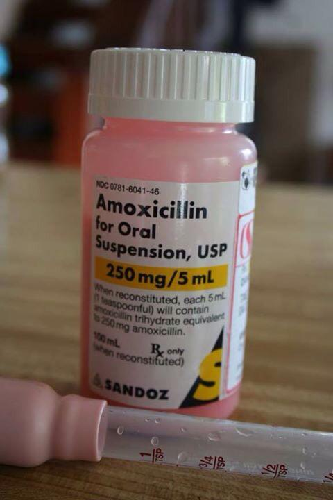 NostalgiaFolder's tweet photo. taking the pink medicine that tasted just like candy when you were sick https://t.co/hfgrHojUQi