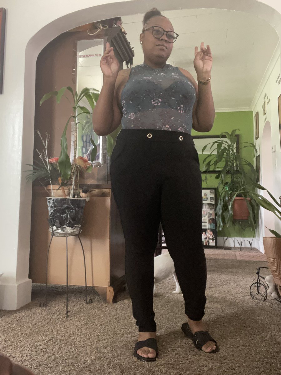 ThatsRoshellCeo's tweet photo. Weight Loss Journey Check 😜🤪
This just the beginning….. https://t.co/ZqXUoQEbAJ
