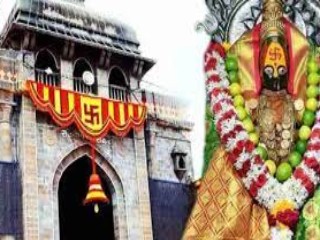 श्री तुळजाभवानी मातेच्या अभिषेक शुल्कामध्ये केलेली दरवाढ स्थगित !

मंदिरामध्ये कोणत्याही प्रकारची दरवाढ करतांना पुजारी मंडळींना विश्‍वासात का घेतले जात नाही ? कि मंदिर सरकारीकरणामुळे मंदिर प्रशासन केवळ निधी वाढवण्याच्या मागे लागले आहे ?
 sanatanprabhat.org/marathi/699779…