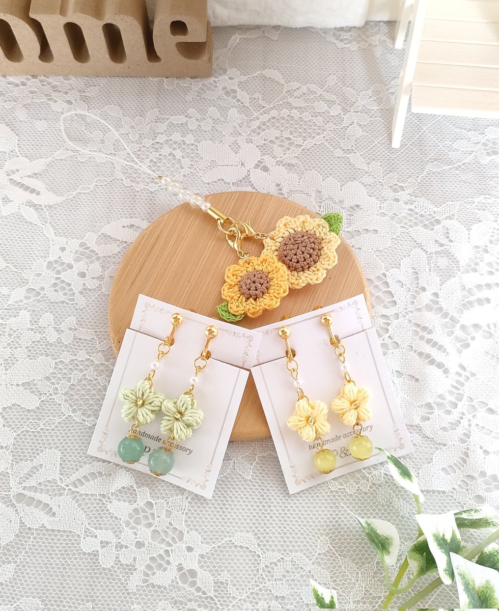 PA21274058's tweet image. 爽やかな組み合わせの品をご購入頂きました❀°*

最近は雨続きなので、防水のために、梱包して、さらにその箱をクリアパックへ入れて発送しています❅°*

#ハンドメイド #handmade #handmadeaccessory #ハンドメイドアクセサリー #かぎ針編み
 #編み物 #レース編み #ピアス #イヤリング